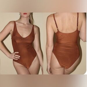 Revolve x We Are HAH Eyes On Top Shaping Bodysuit Milk Chocolate Size XS NWT